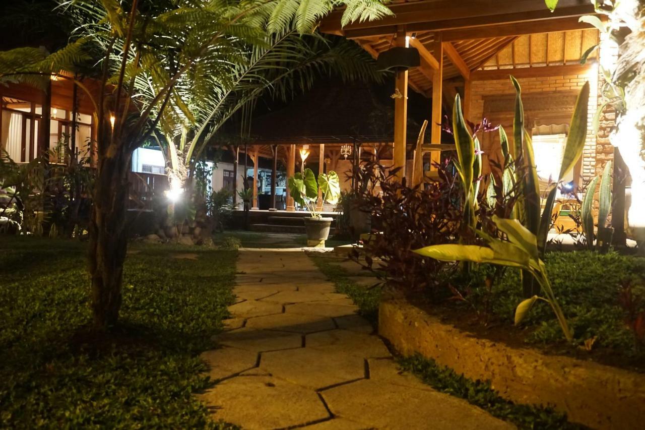 Mirah Guest House Tampaksiring Экстерьер фото